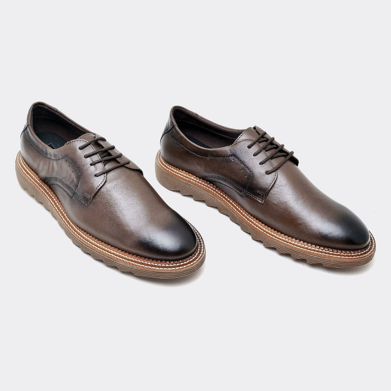 Sapato Loafer Premium Tratorado Masculino com Cadarço: O Conforto e Estilo que Você Merece!