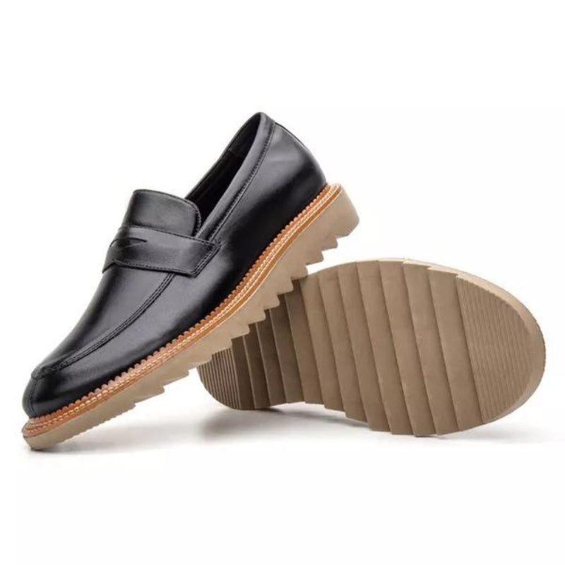 Sapato Loafer Premium Tratorado Masculino: O Conforto e Estilo que Você Merece!